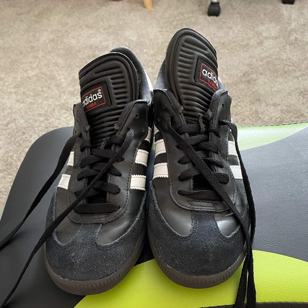 Adidas Sambas